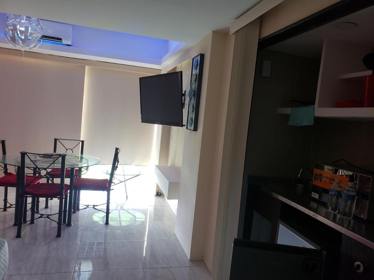 Hotel Torres Gemelas Vista Al Mar A Pie De Playa 아카풀코 외부 사진